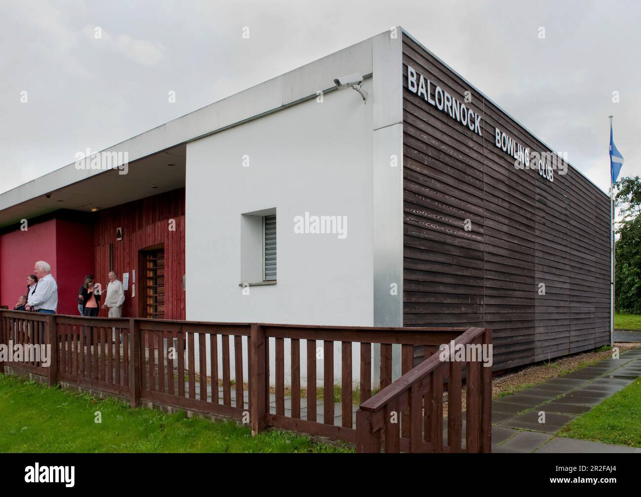 The red pavilion clubhouse at the Balornock lawn bowling green in Glasgow, Scotland, UK Stock Photo