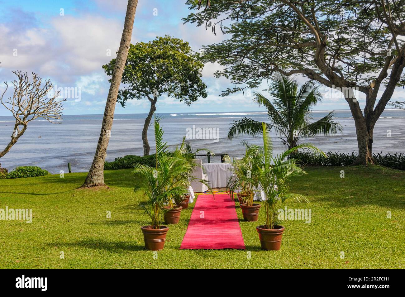 Preparing for a wedding on the tropical beach at Savusavu, Fiji Islands Stock Photo