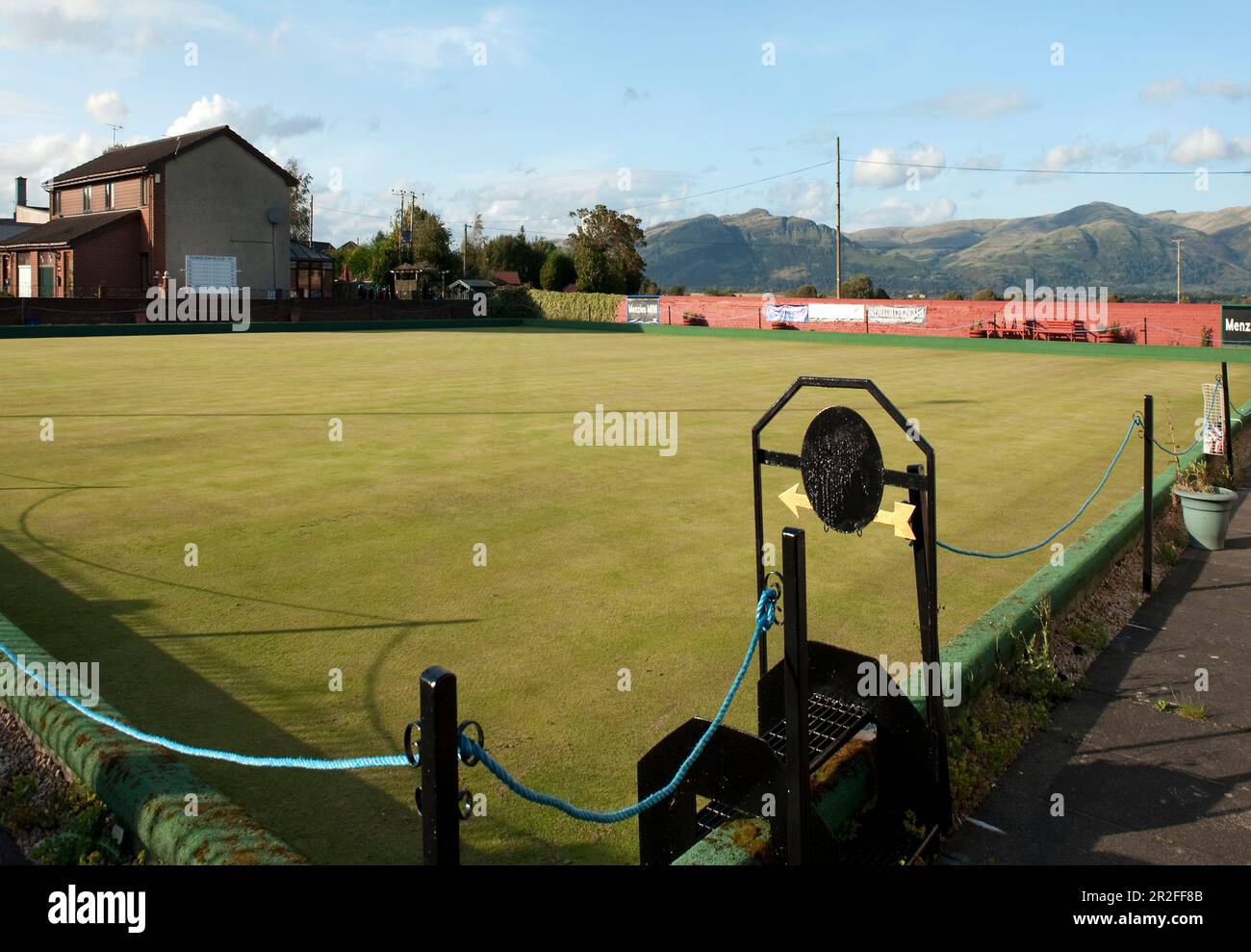 Polmaise lawn bowling club green beneath the Ochil hills in Fallin, Stirlingshire Scotland, UK Stock Photo