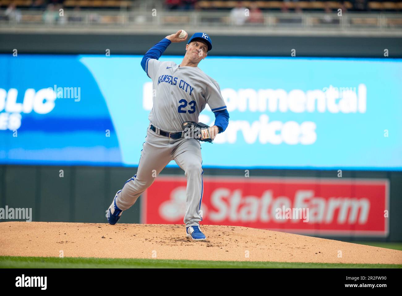 Kansas City Royals starting pitcher Zack Greinke throws to the