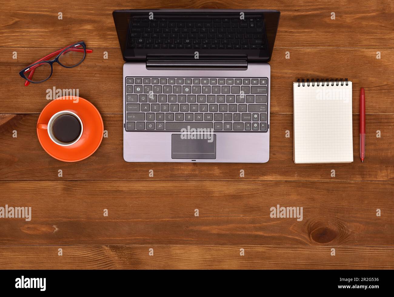 Open notebook cup glasses hi-res stock photography and images - Alamy