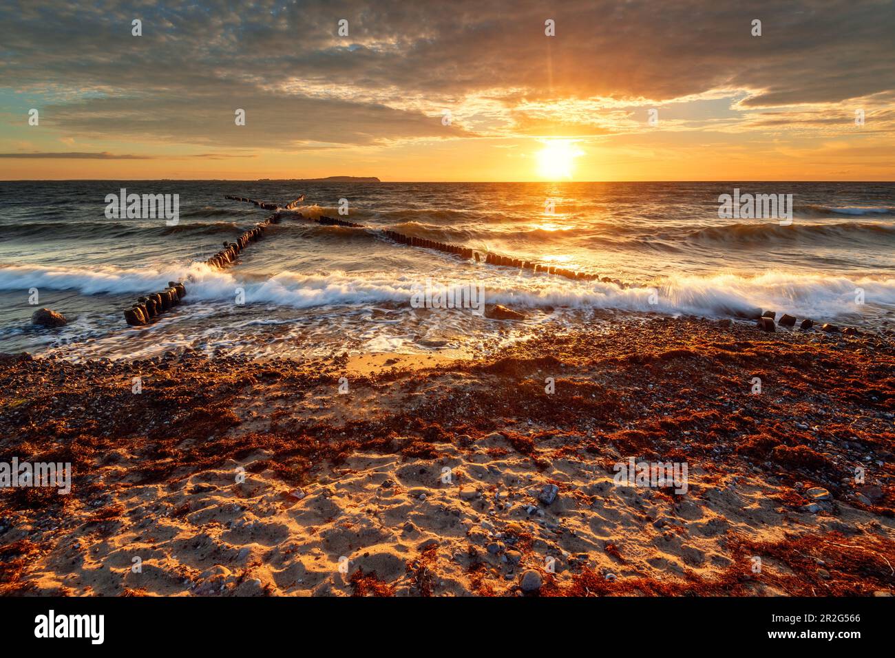 Sonnenuntergang, Strand, Kreuzbuhne, Ostsee, Dranske, Bug, Mecklenburg ...
