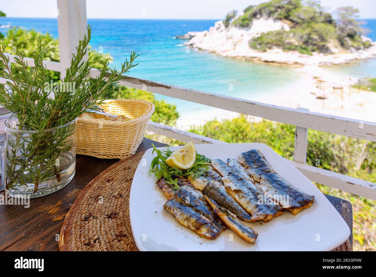 grilled sardines served at the Basilico tavern in Kokkari on the island
