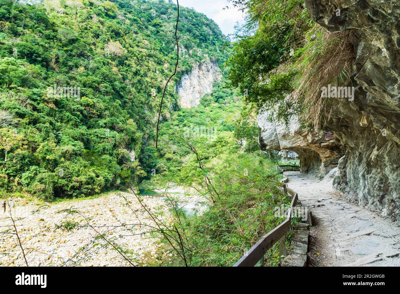 Majestic taroko national park hi-res stock photography and images - Alamy
