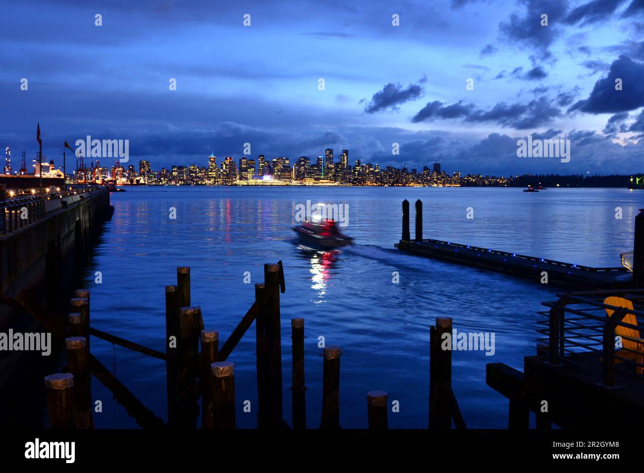 Night view downtown vancouver from hi-res stock photography and images ...