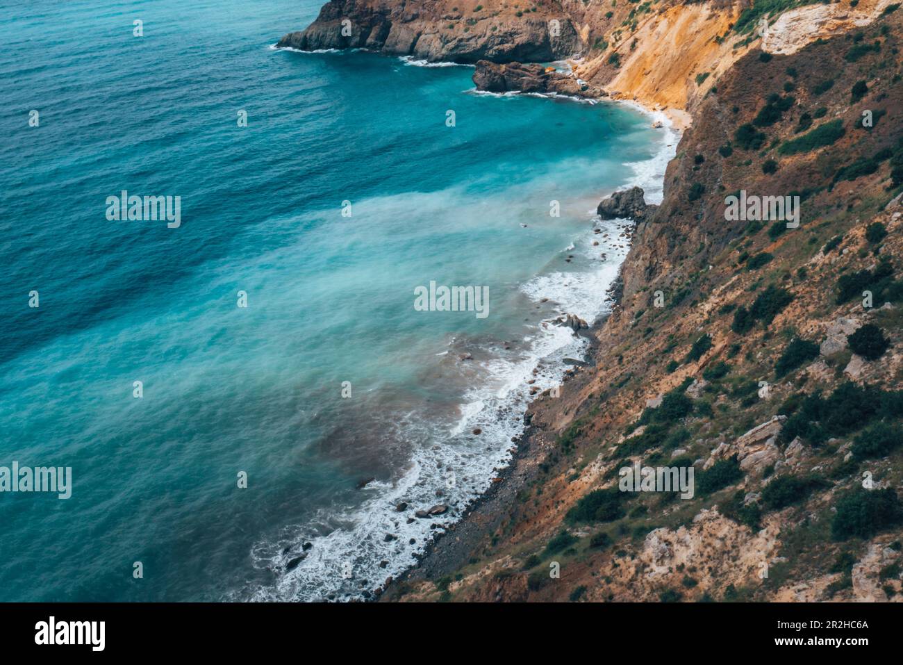 Beach ocean waves from above hi-res stock photography and images - Alamy