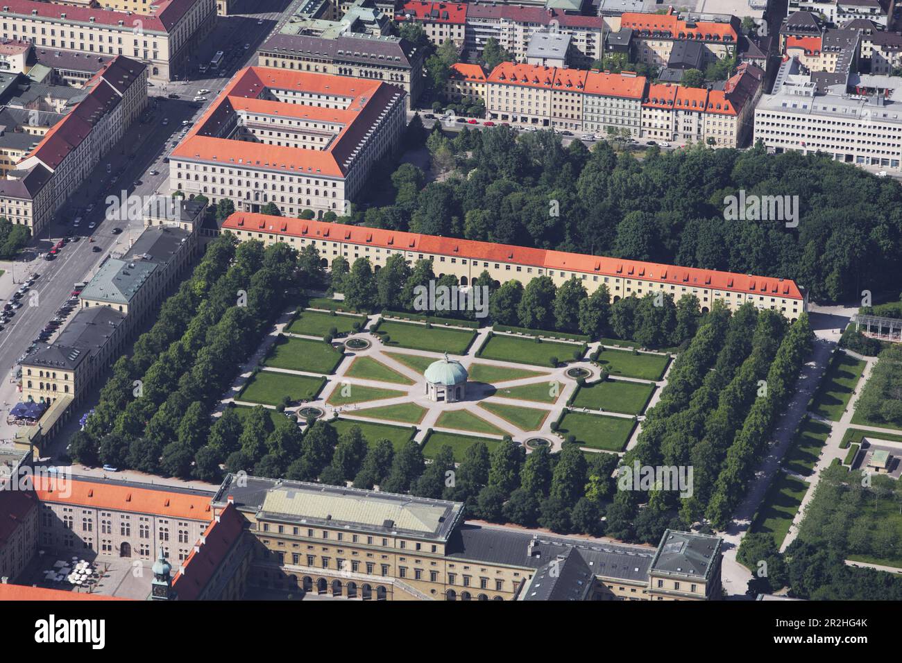 court-garden-of-the-residenz-munich-upper-bavaria-bavaria-germany