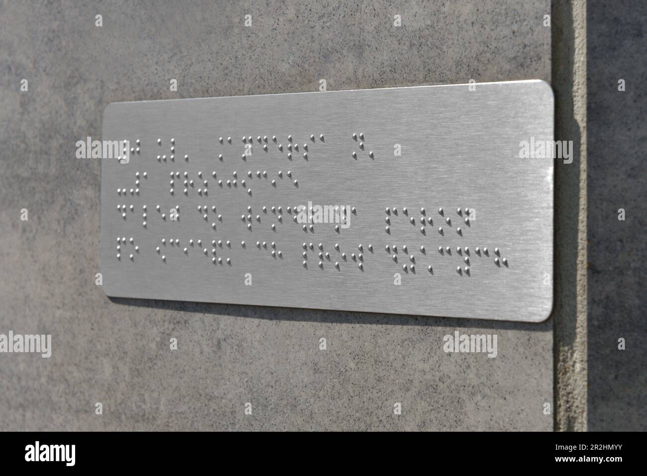 Braille markings hi-res stock photography and images - Alamy