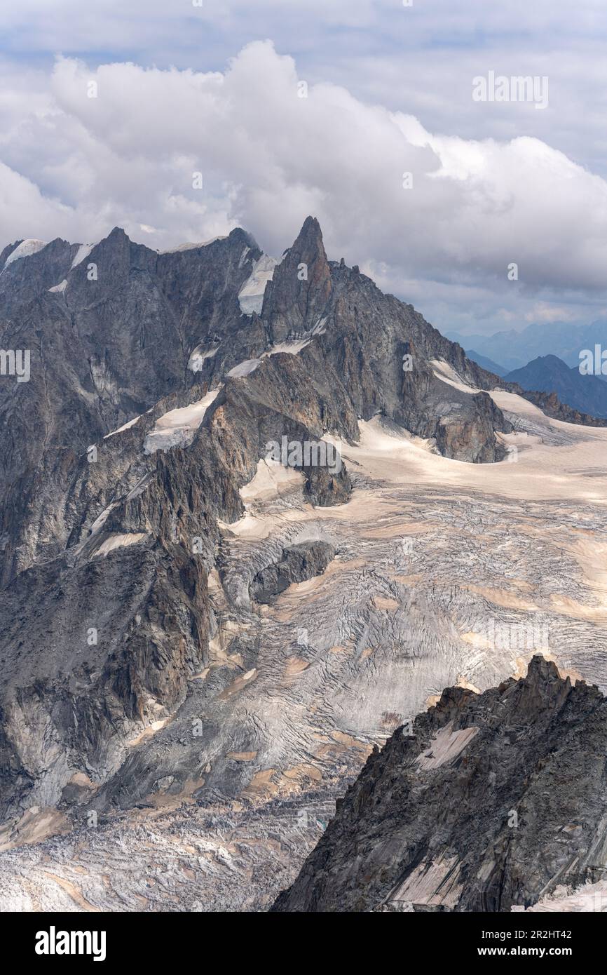Aiguille du midi glacier du geant hi-res stock photography and images ...