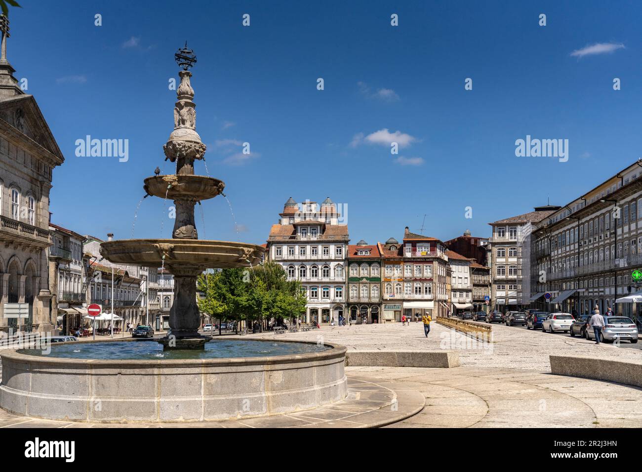Fountain in the Largo do Toural square, Guimaraes, Portugal, Europe Stock Photo
