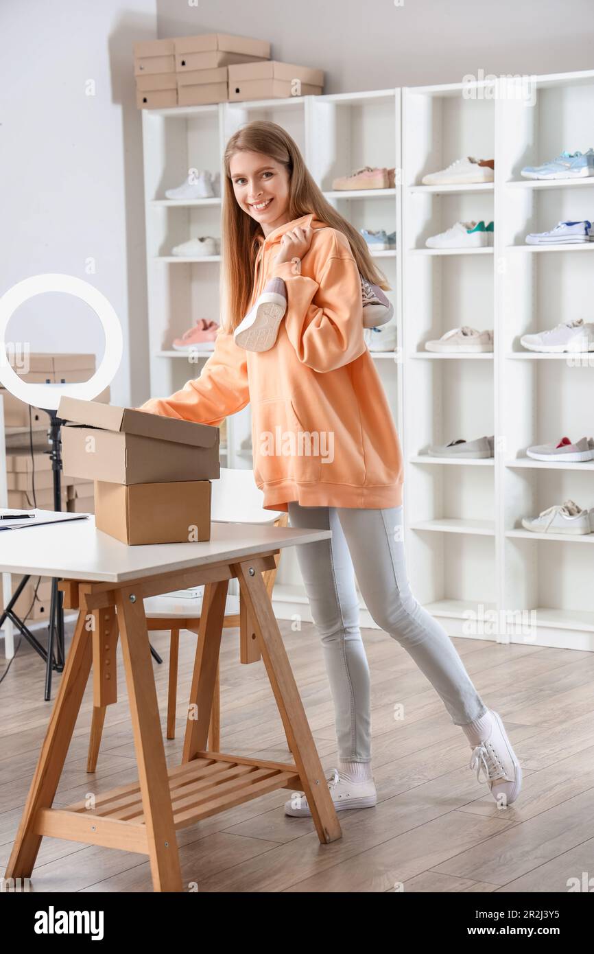 the seller shoes online shop