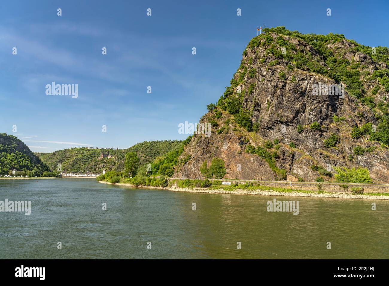 The striking slate rock Loreley near Sankt Goarshausen and the Rhine, World Heritage Upper Middle Rhine Valley, Rhineland-Palatinate, Germany Stock Photo