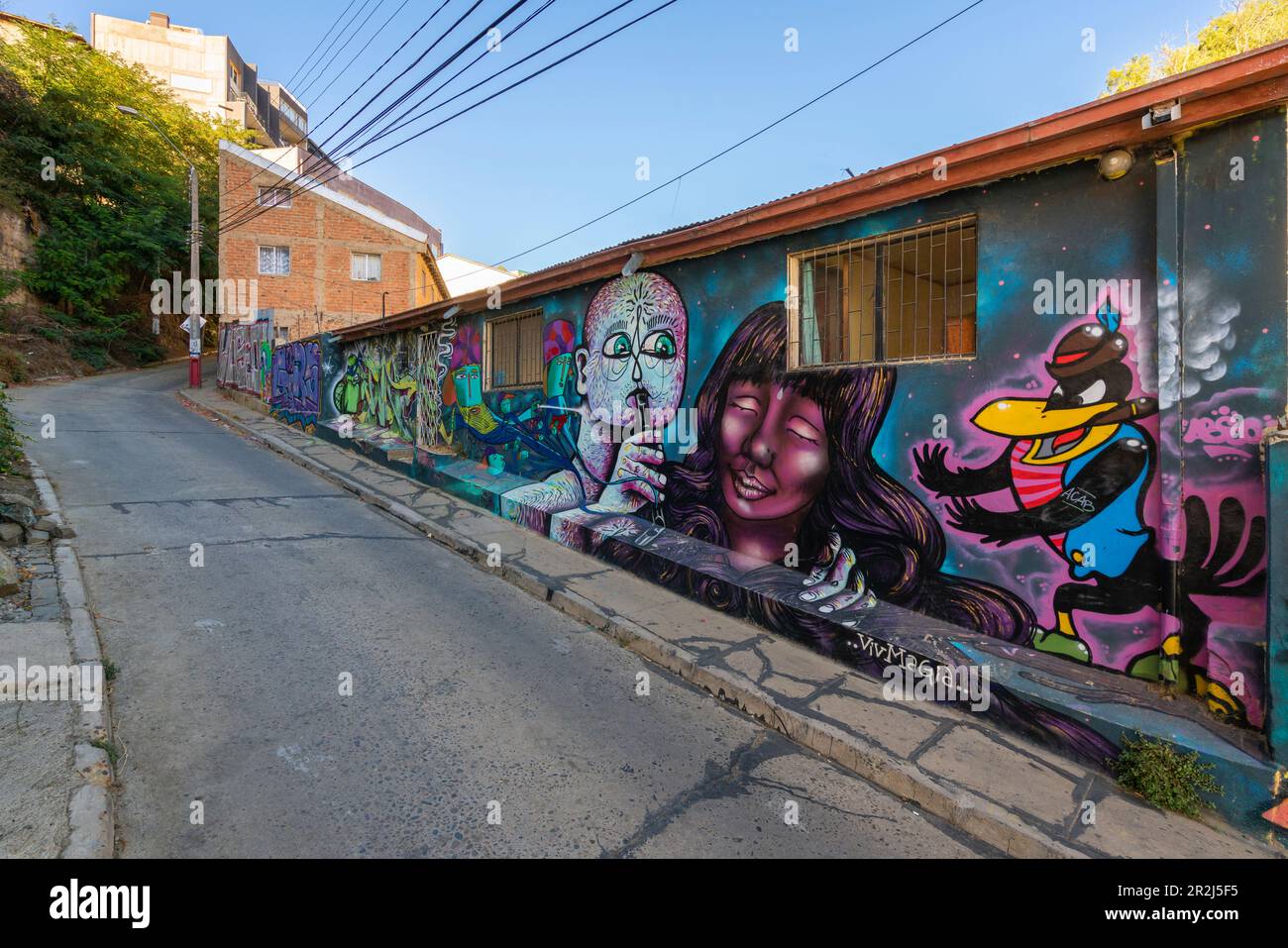 Painted mural at Pasaje Atahualpa, Cerro Carcel, Valparaiso, Valparaiso Province, Valparaiso Region, Chile, South America Stock Photo