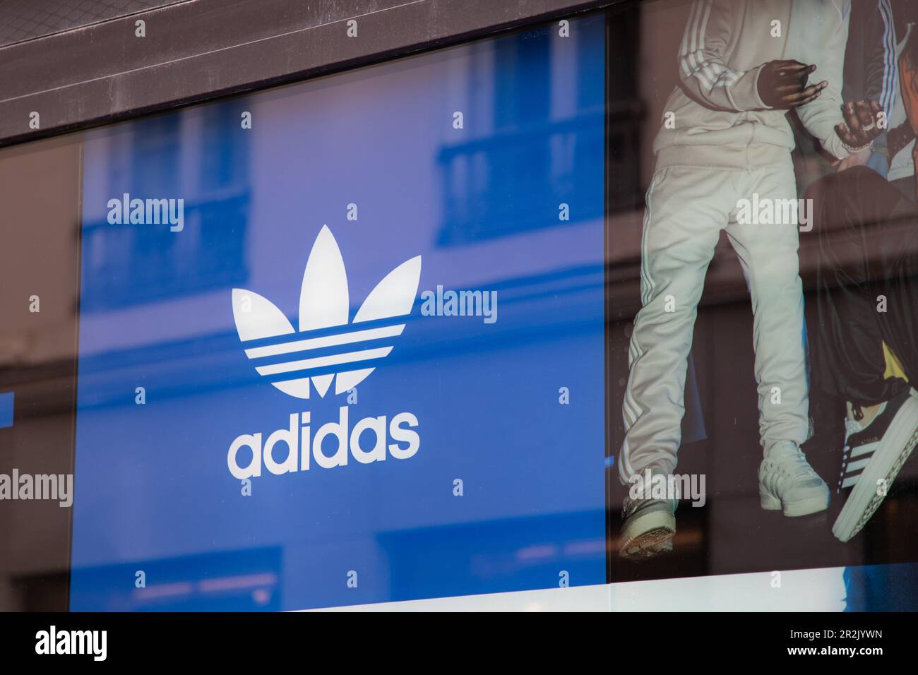 Adidas logo on wall hi-res stock photography and images - Alamy