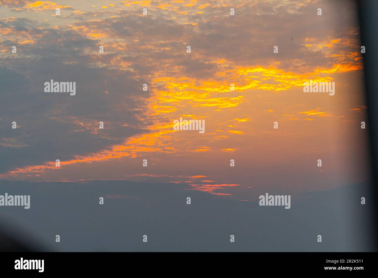 Golden sky early in hi-res stock photography and images - Alamy