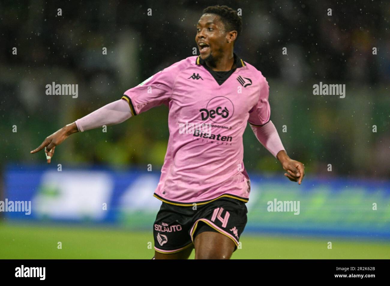 Palermo, Italy. 19th May, 2023. May 19, 2023, Palermo, Italy:  PalermoÃ¢â‚¬â„¢s Jeremie Broh during the Italian Serie BKT soccer match  Palermo FC vs. Brescia at the Renzo Barbera stadium in Palermo, Italy,, image size:1300x956