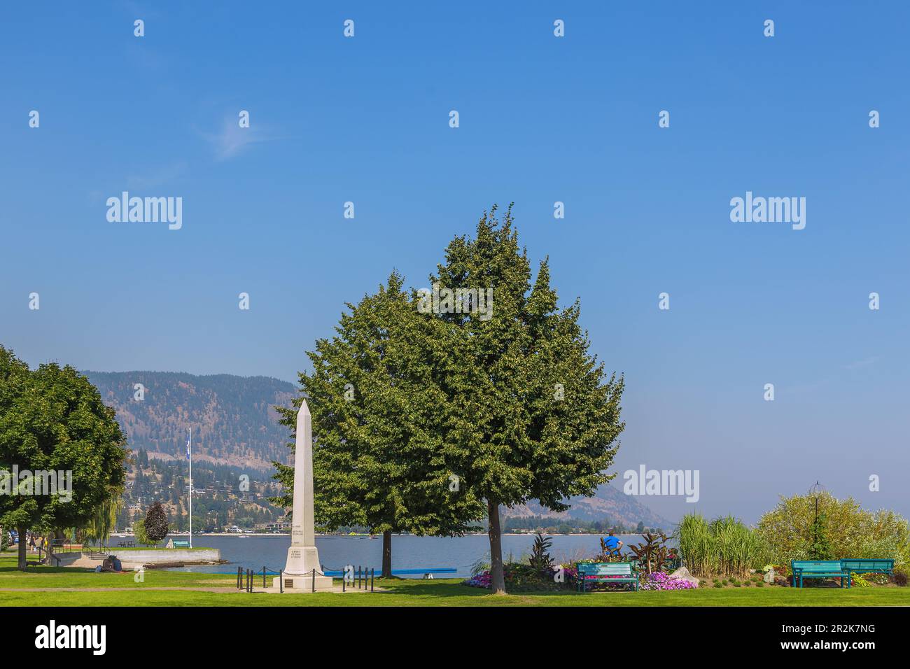 Peachland, Okanagan Lake, waterfront Stock Photo Alamy