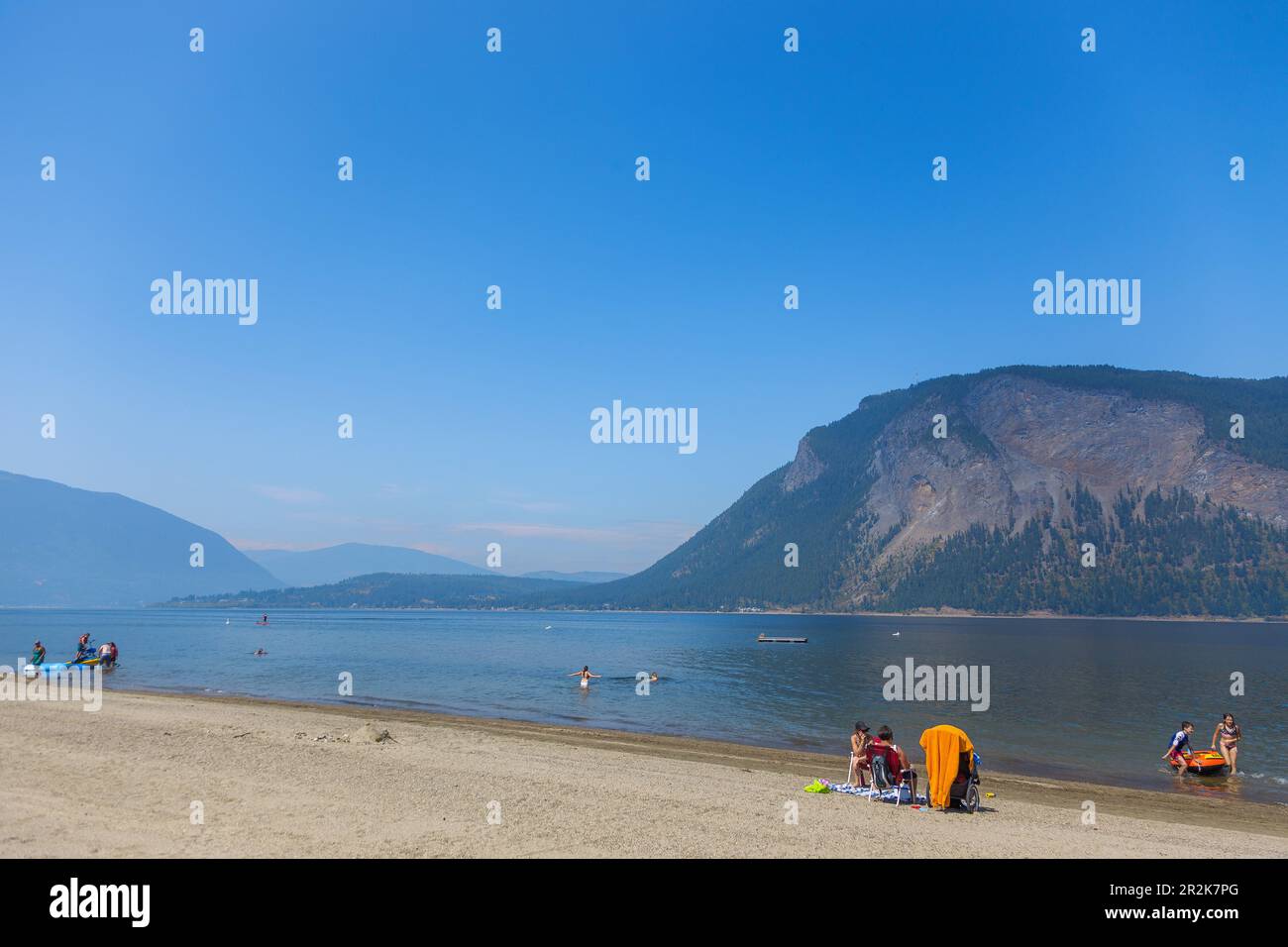 Shuswap Lake at Salmon Arm, sandy beach Stock Photo Alamy