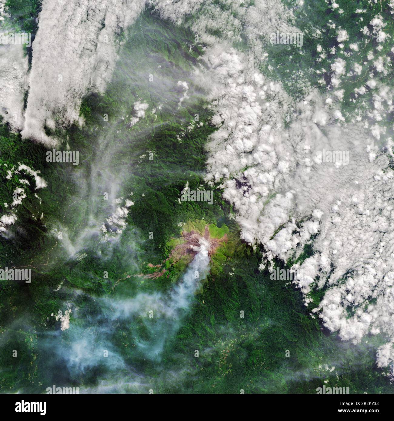 Bougainville Island in Papua New Guinea's volcanoes along its mountainous middle: Mount Balbi, Mount Bagana, and the Mount Takuan Stock Photo