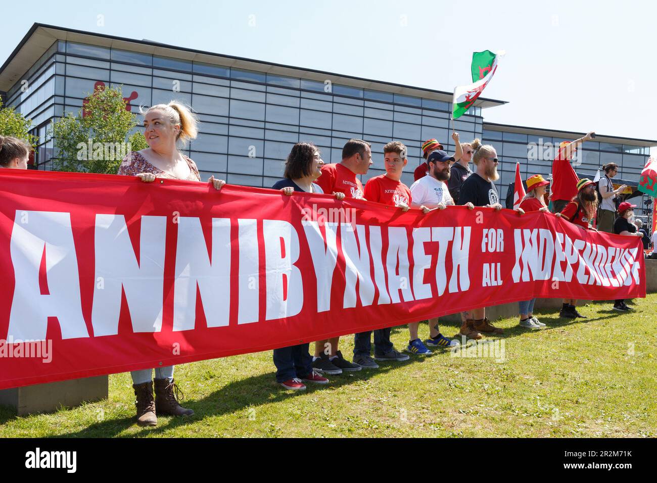 Swansea, Wales, UK. 20 May, 2023. March in Swansea in support of independence for Wales. Credit: Gruffydd Ll. Thomas/Alamy Stock Photo