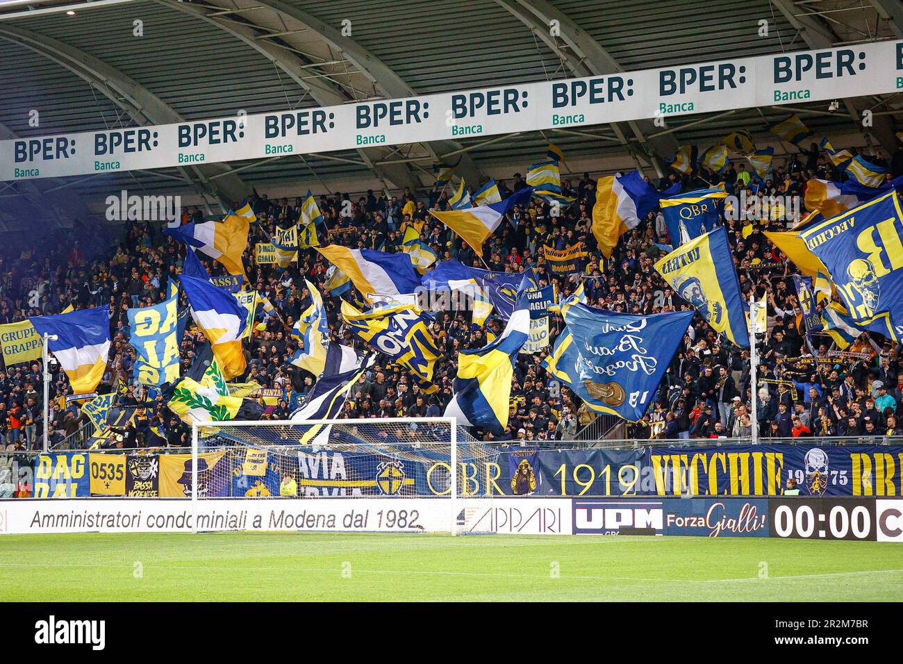 Fans of Modena during the Italian soccer Serie B match Como 1907