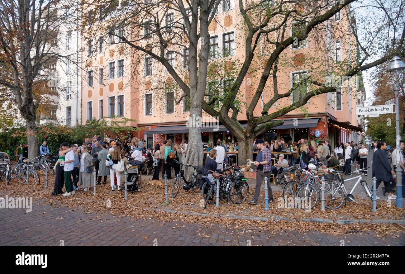 Cafe La Maison am Landwehrkanal, PaulLinckeUfer, Herbst, Kreuzberg