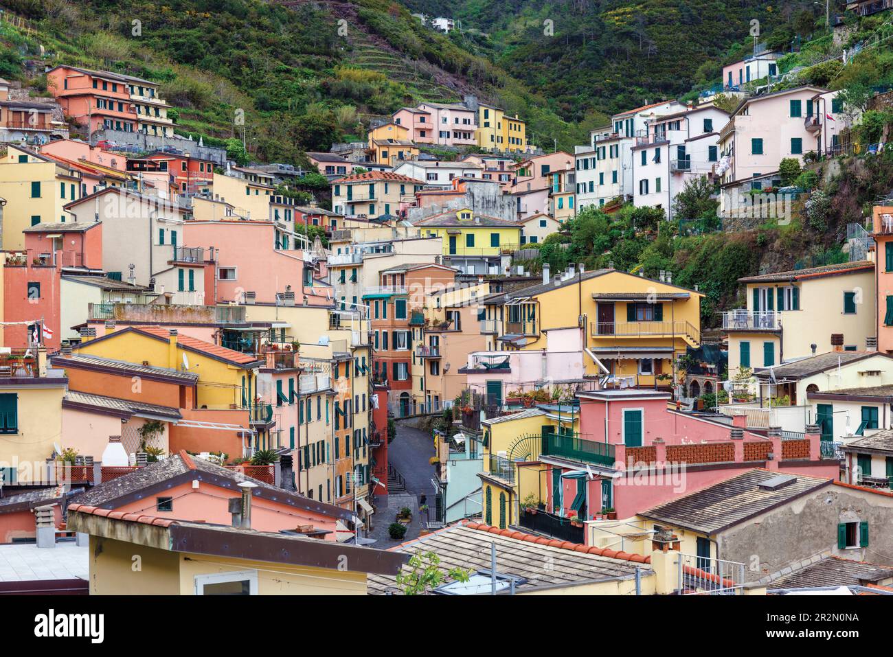 Riomaggiore, La Spezia, Liguria, Italy.  Riomaggiore is one of the five villages of the Cinque Terre, or Five Lands.  The Cinque Terre is a National P Stock Photo