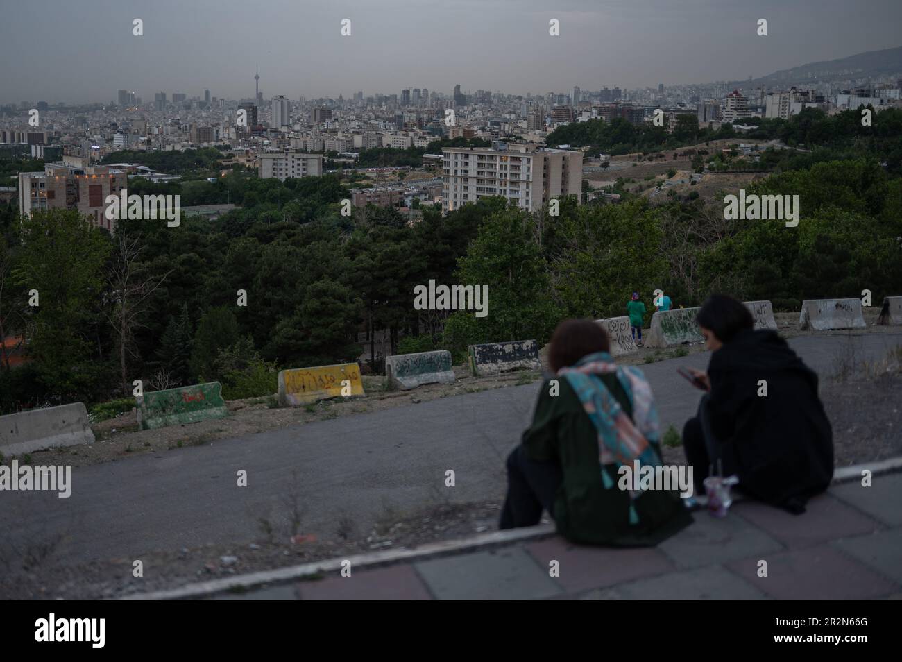 Teheran skyline hi-res stock photography and images - Alamy