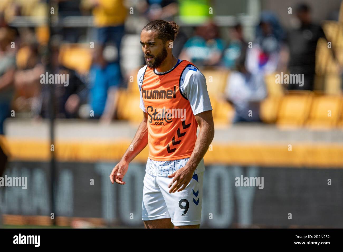 Dominic Calvert-Lewin of Everton warms up before the Premier League match between Wolverhampton Wanderers and Everton at Molineux, Wolverhampton on Saturday 20th May 2023. (Photo: Gustavo Pantano | MI News) Credit: MI News & Sport /Alamy Live News Stock Photo