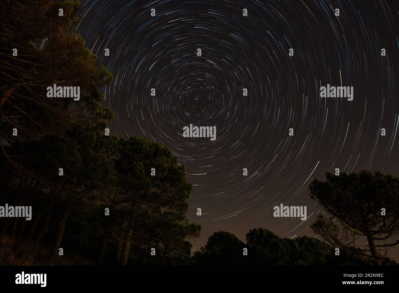 Nebulosas , galaxias, estrellas, etc. bajo el cielo de Estepona y el Torcal de Antequera Stock Photo