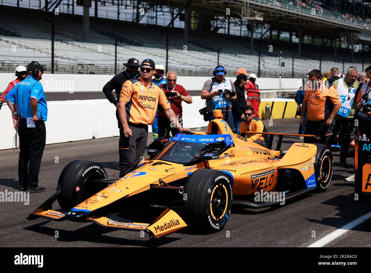 Indianapolis, United States. 20th May, 2023. Scott Dixon (9) of Chip Ganassi Racing, qualifies for the 2023 Indy 500 at Indianapolis Motor Speedway in Indianapolis. (Photo by Jeremy Hogan/SOPA Images/Sipa USA) Credit: Sipa USA/Alamy Live News Stock Photo