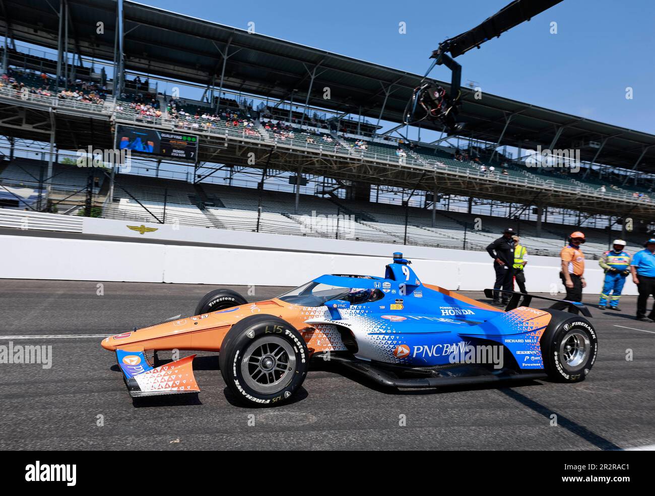 Indianapolis, United States. 20th May, 2023. Scott Dixon (9) of Chip Ganassi Racing, qualifies for the 2023 Indy 500 at Indianapolis Motor Speedway in Indianapolis. (Photo by Jeremy Hogan/SOPA Images/Sipa USA) Credit: Sipa USA/Alamy Live News Stock Photo