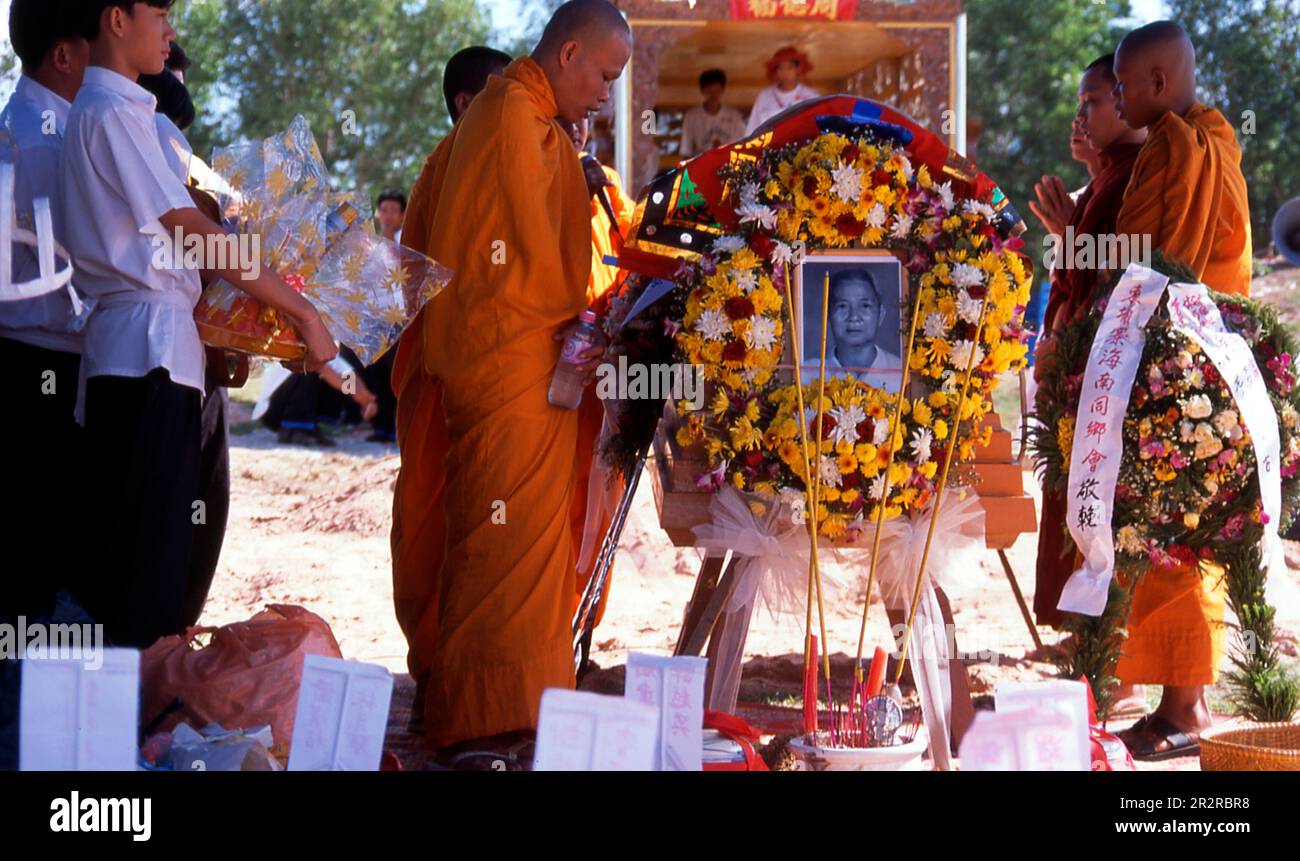 Buddhist monks conduct a funeral service in Cambodia Stock Photo