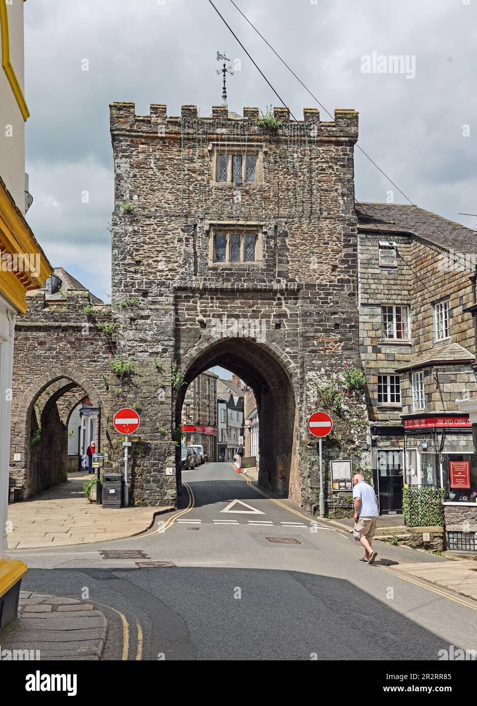 The South Gate Arch and Red Chair Cafe Launceston seen from Race Hill. Kivell’s estate agents