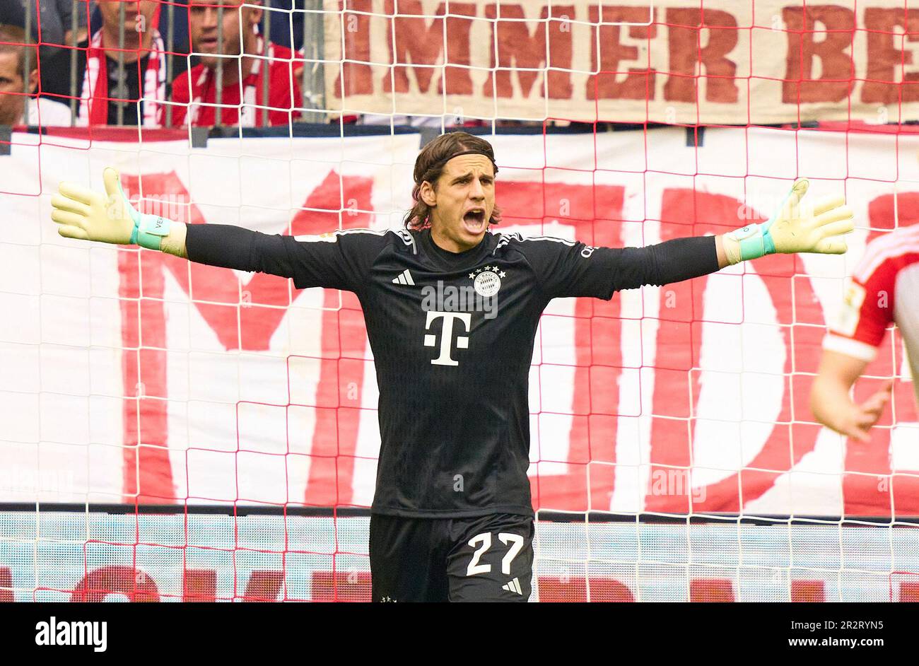 Yann Sommer, FCB 27 goalkeeper   in the match FC BAYERN MUENCHEN - RB LEIPZIG 1.German Football League on May 20, 2023 in Munich, Germany. Season 2022/2023, matchday 33, 1.Bundesliga, FCB, München, 33.Spieltag. © Peter Schatz / Alamy Live News    - DFL REGULATIONS PROHIBIT ANY USE OF PHOTOGRAPHS as IMAGE SEQUENCES and/or QUASI-VIDEO - Stock Photo
