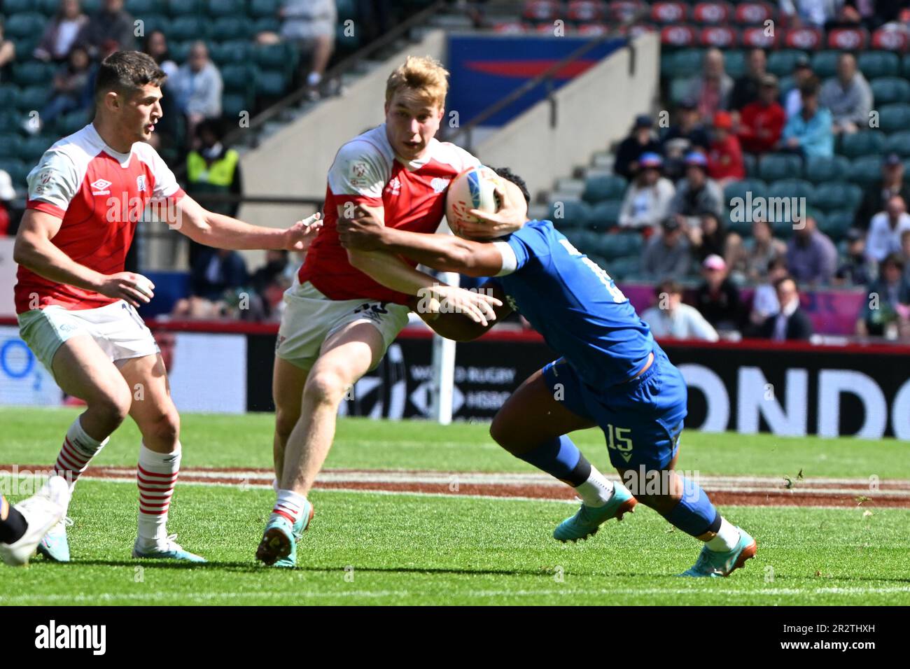 London, UK. . 21st May, 2023. 21st May 2023;  Twickenham Stadium, London, England: HSBC London Rugby Sevens Samoa versus Great Britain; Faafoi Falaniko of Samoa tackles Jamie Barden of Great Britain Credit: Action Plus Sports Images/Alamy Live News Stock Photo