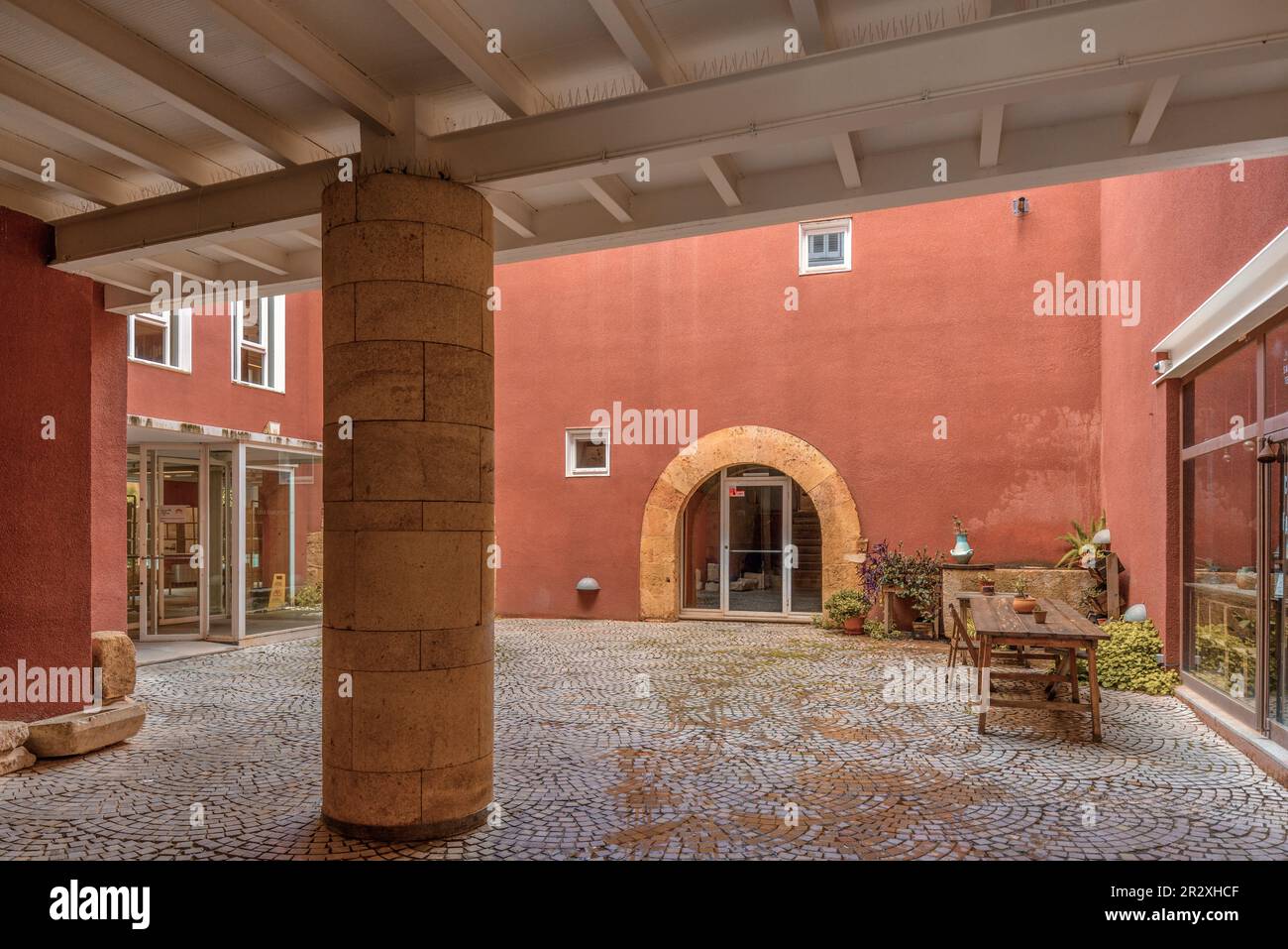 Headquarters of the College of Architects, Tarragona - Rafael Moneo | Living Architecture, autonomous community of Catalonia, Spain, Europe Stock Photo