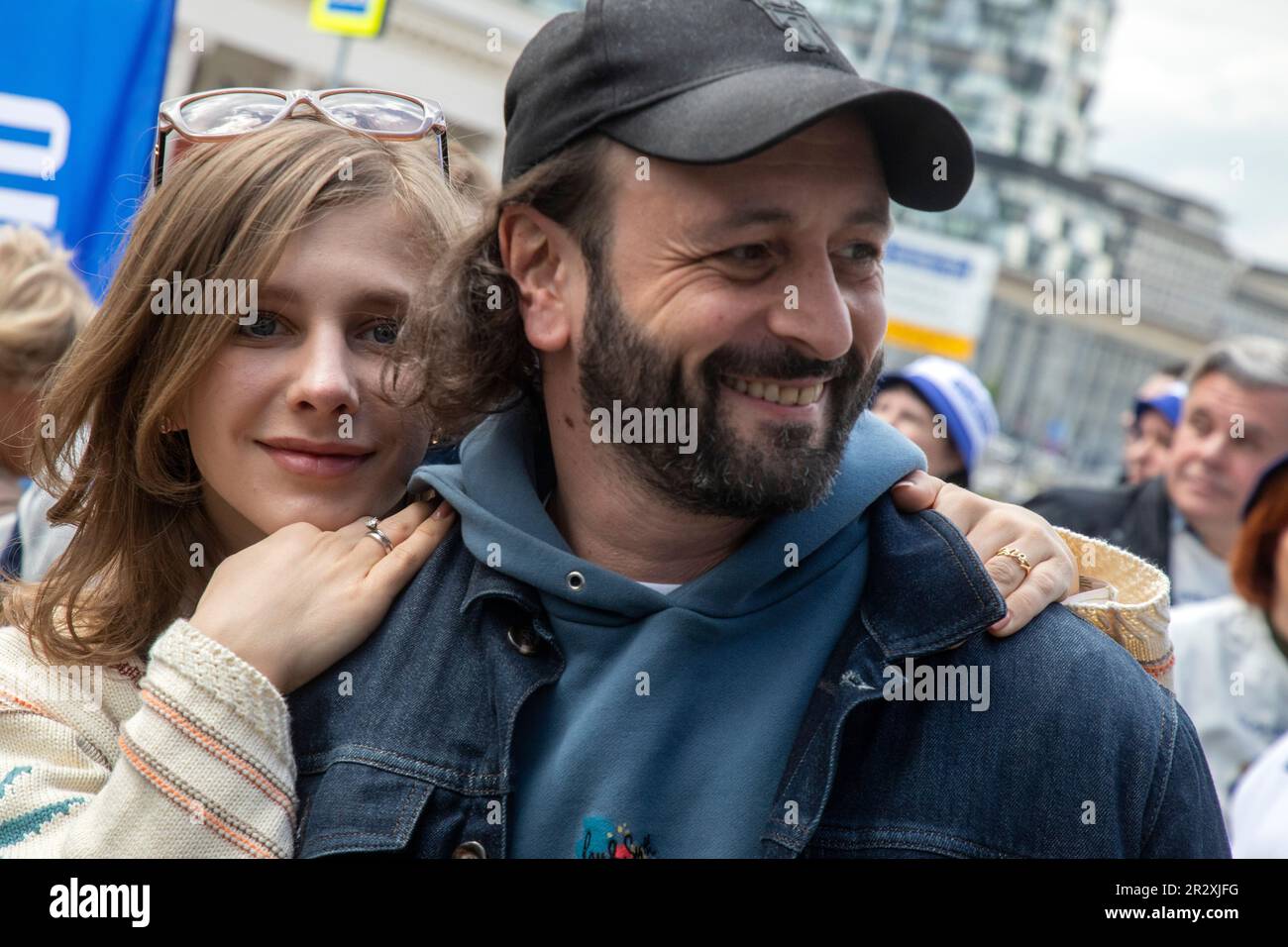 Uch kishilik jinsiy aloqa mmf xususiy video