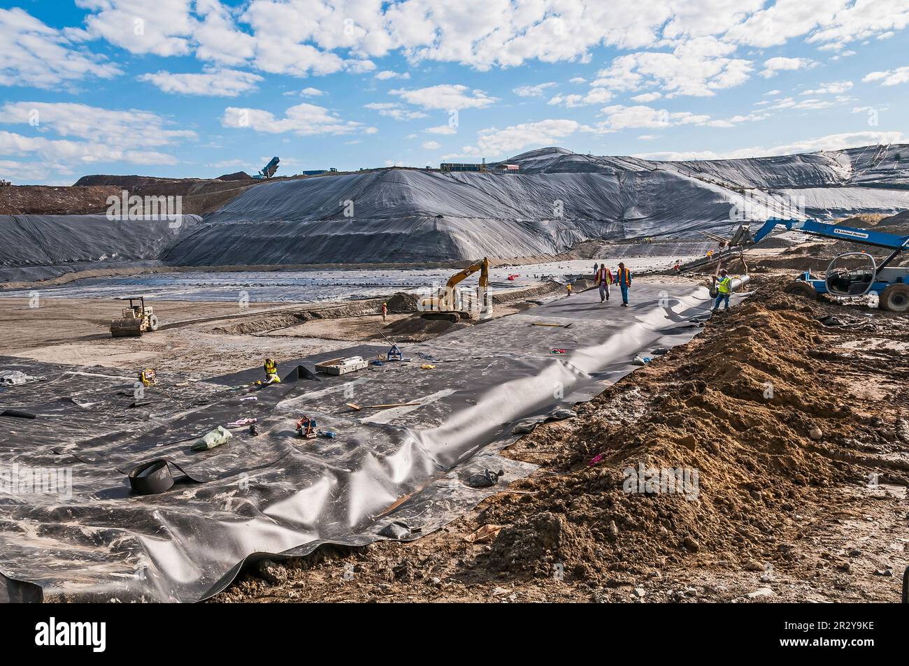 Solid waste compaction hires stock photography and images Alamy