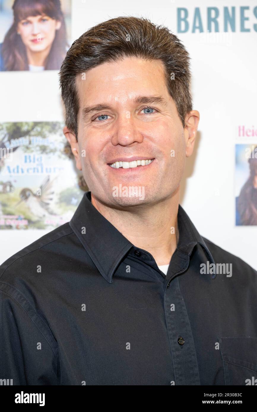 Dr. Ken Schultz attends Heidi Schultz Reads and Signs "Little Dinky's