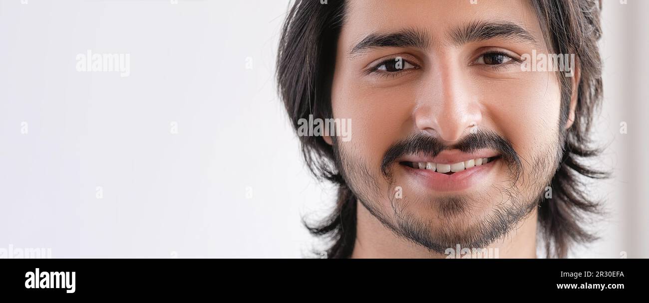 Handsome guy toothy smile hi-res stock photography and images - Alamy