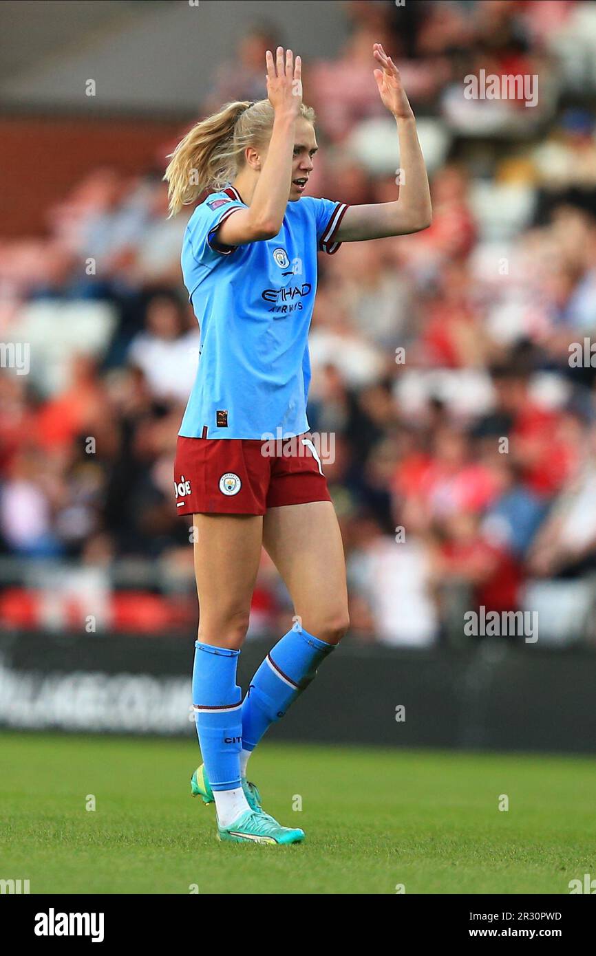 leigh-uk-21st-may-2023-esme-morgan-14-manchester-city-celebrates