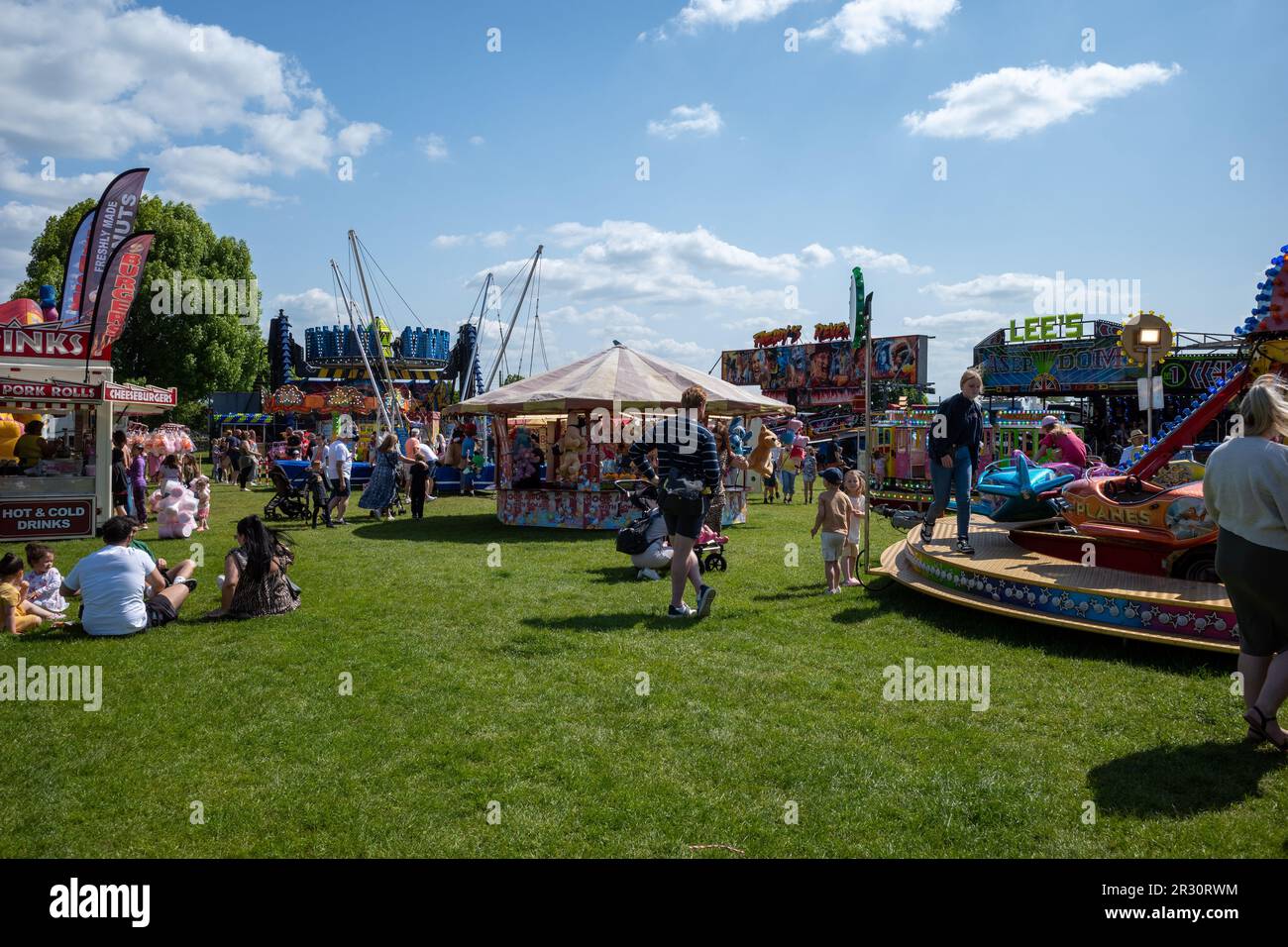 Hanham Common funfair (May23 Stock Photo Alamy