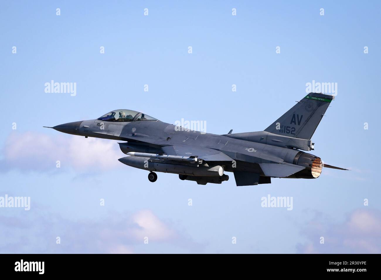 Lockheed Martin F-16C Fighting Falcon of the USAF stationed at Aviano ...
