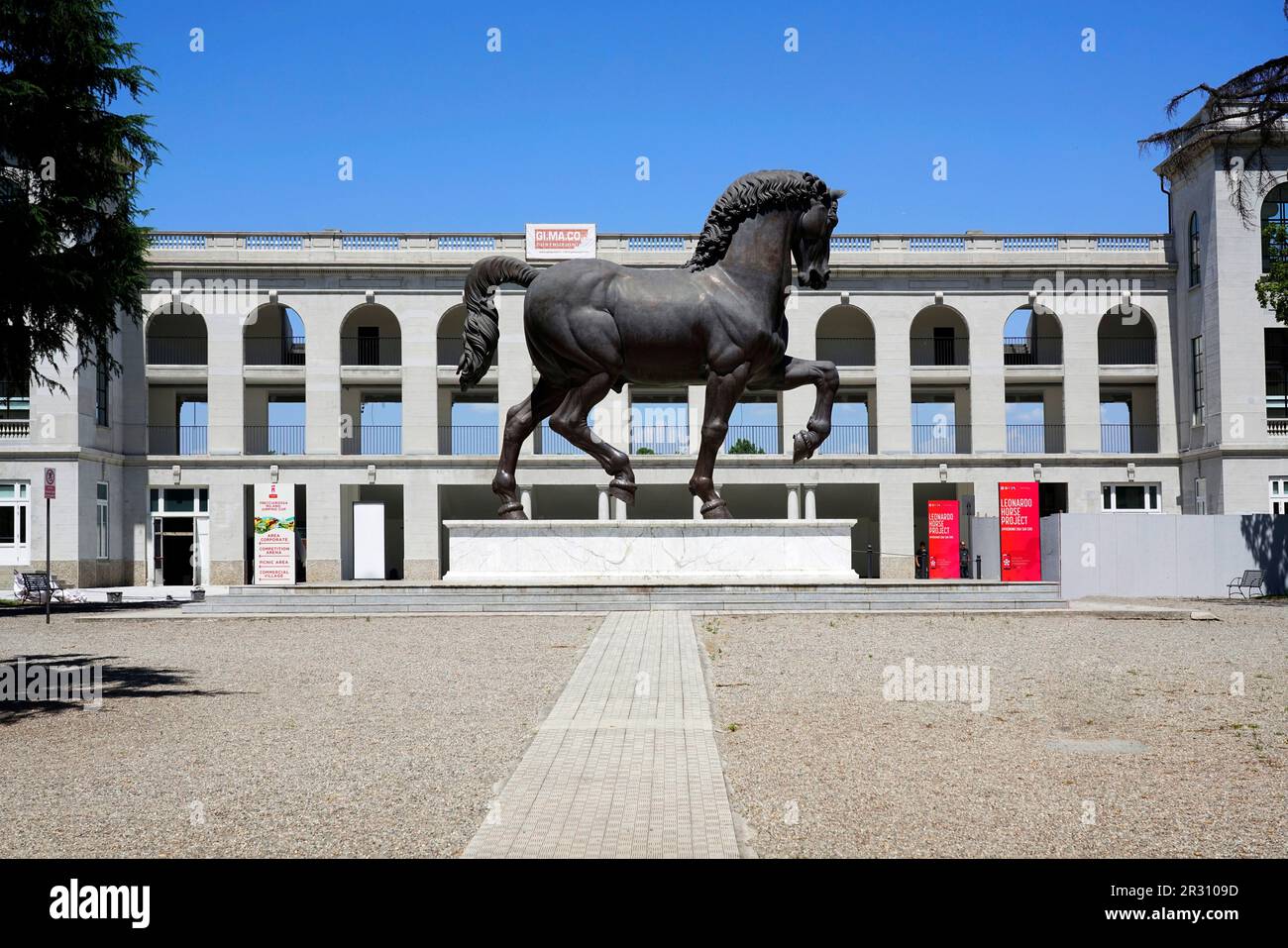 Leonardo's Horse is an equestrian monument dedicated to Francesco