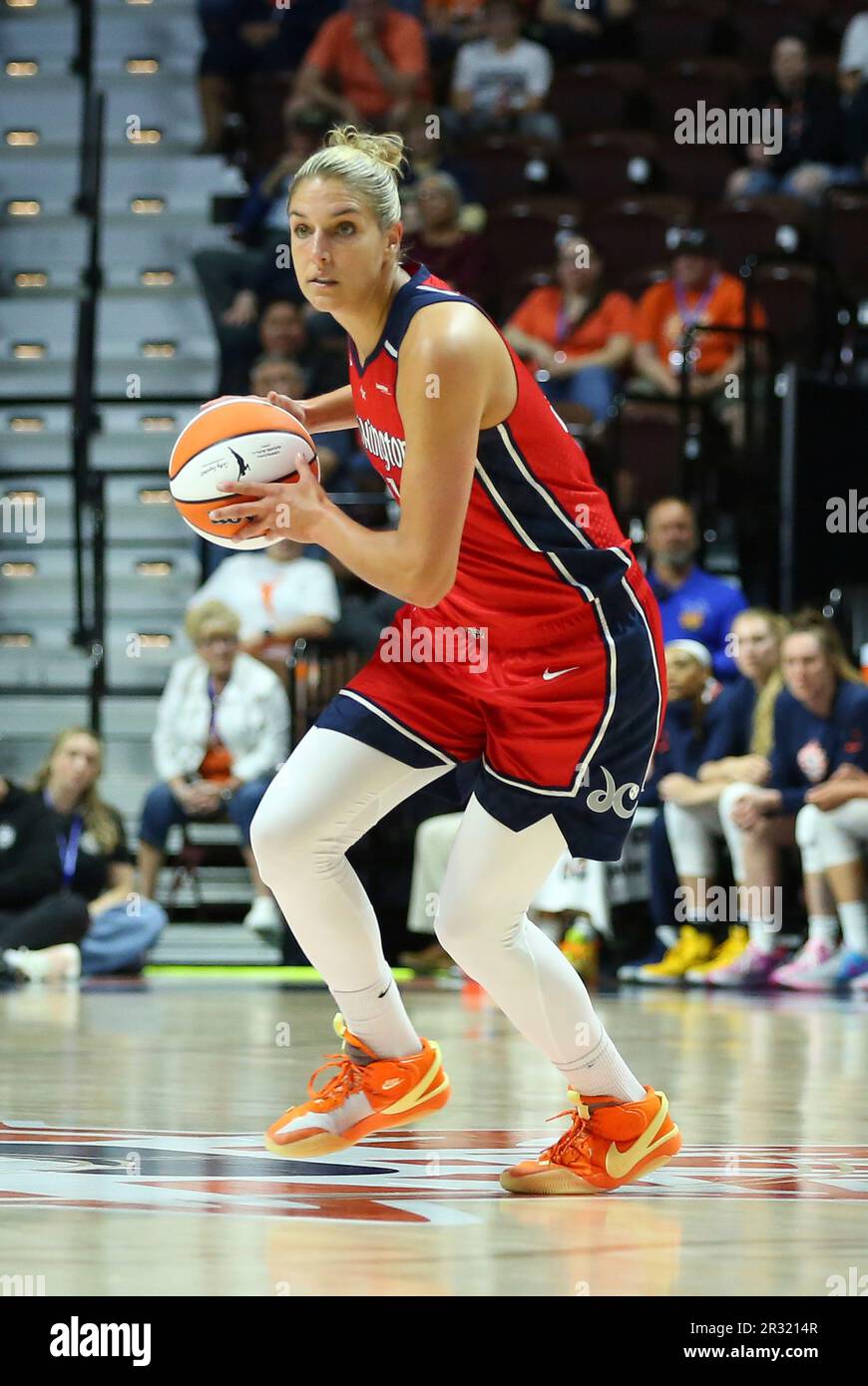 UNCASVILLE, CT - MAY 21: Washington Mystics forward Elena Delle Donne ...