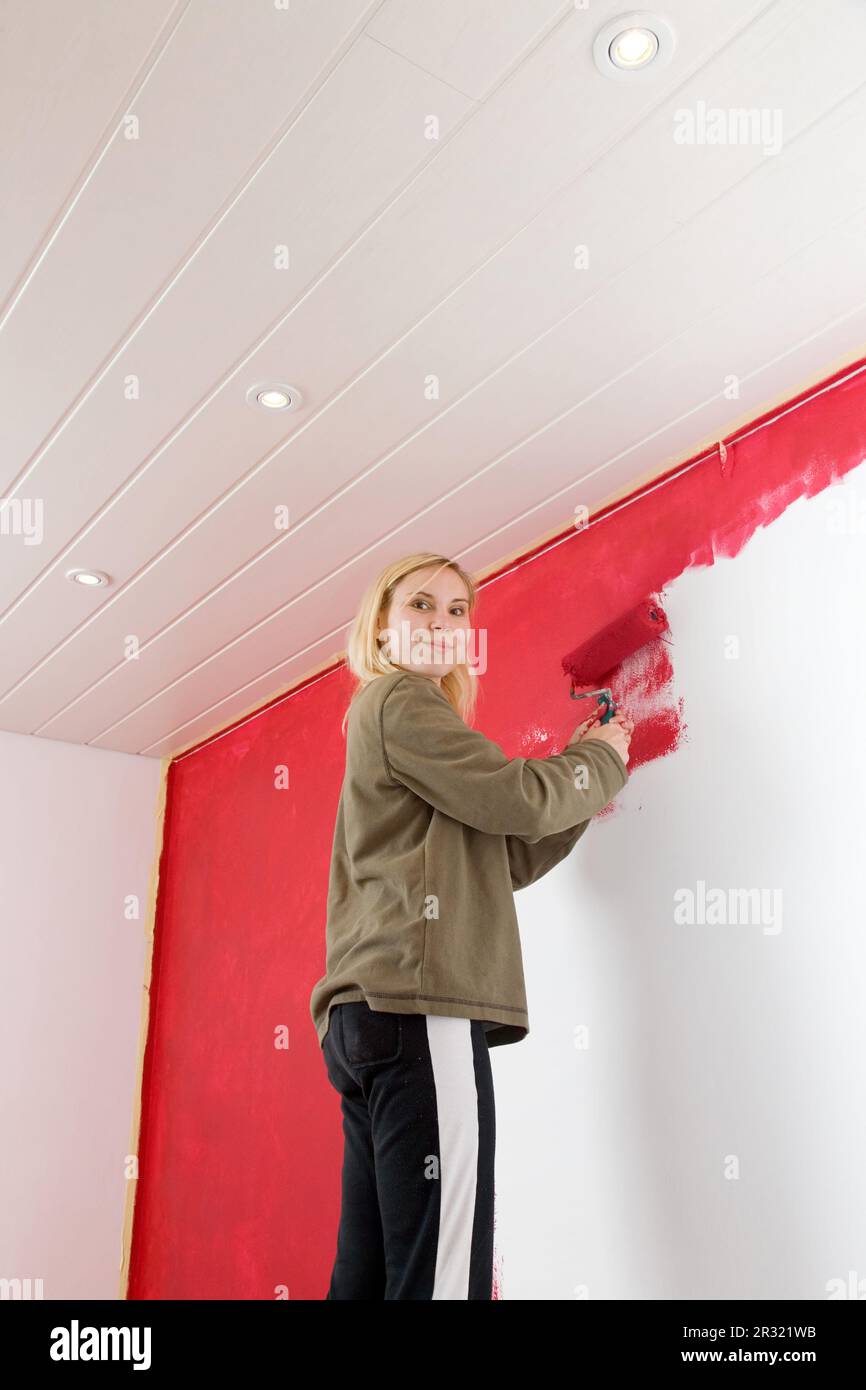 Painting ceiling roller hi-res stock photography and images - Alamy