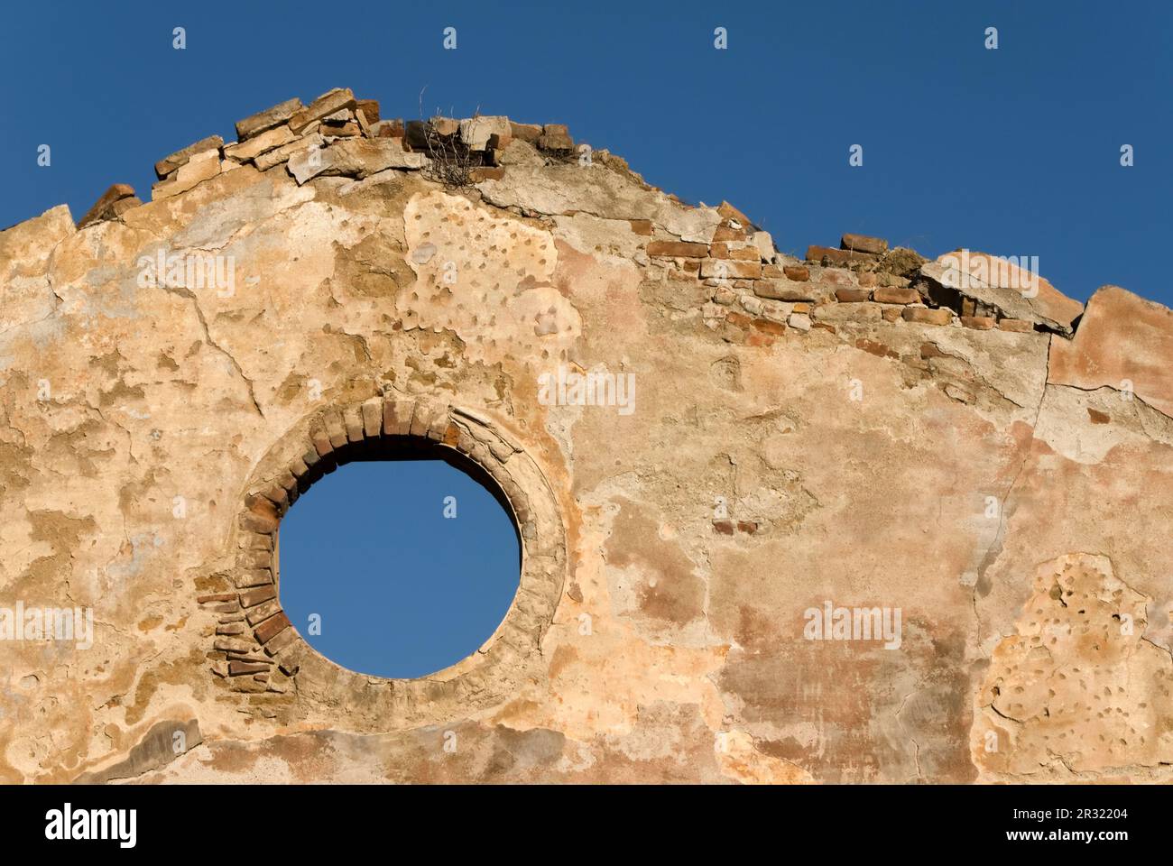 Ruined storage shed Stock Photo Alamy