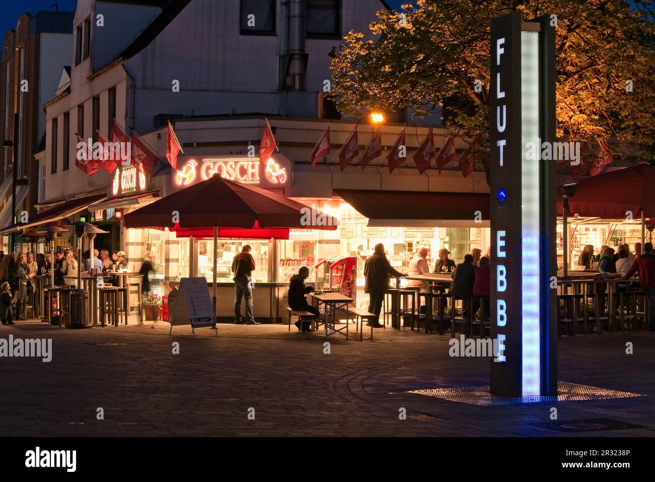 Shopping street in Westerland Stock Photo - Alamy