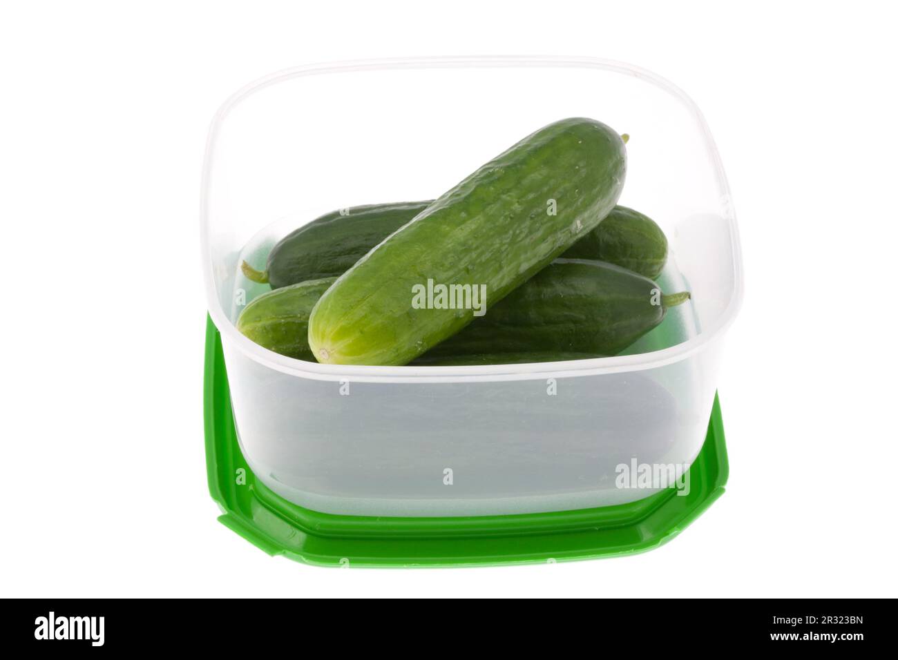 Refrigerated can with cucumbers Stock Photo Alamy